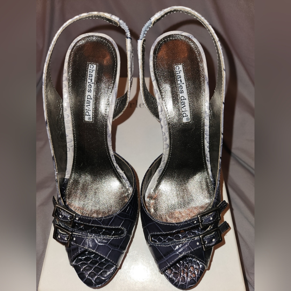 Charles David, 8.5 Black/Grey platform shoes